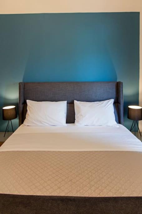 Minimal Loft Art With Sea View Over Heraklion Harbour Exteriér fotografie